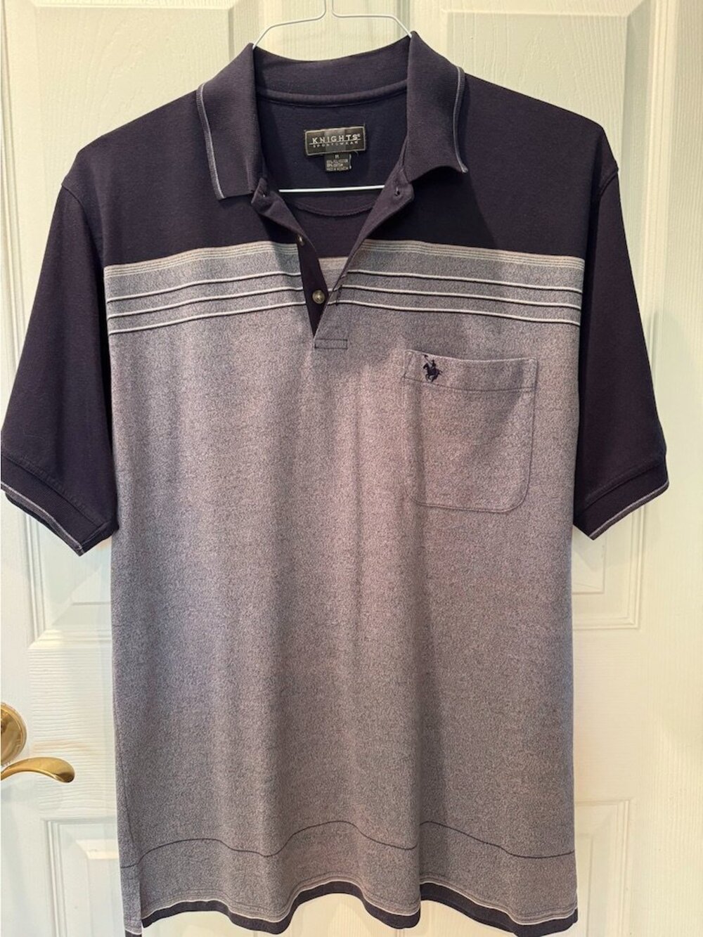 Knights Sportswear Mens Short Sleeve Polo Shirt in Size M.